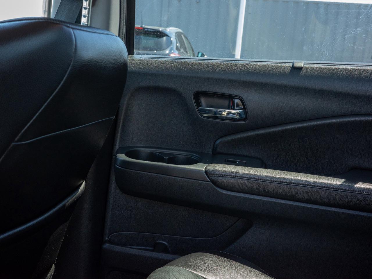 2016 Honda Pilot Touring - Seat Memory   Dual Moonroof Photo