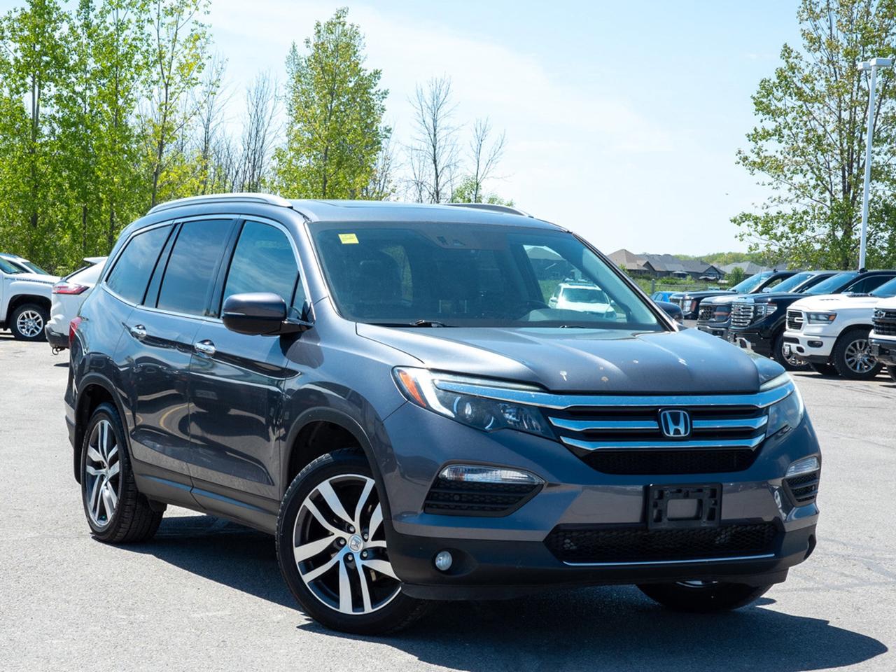 2016 Honda Pilot Touring - Seat Memory   Dual Moonroof Photo