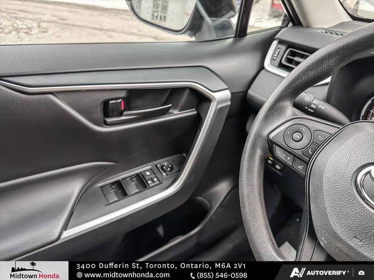 2023 Toyota RAV4 CLEAN CARFAX   AWD   TOYOTA SAFETY Photo