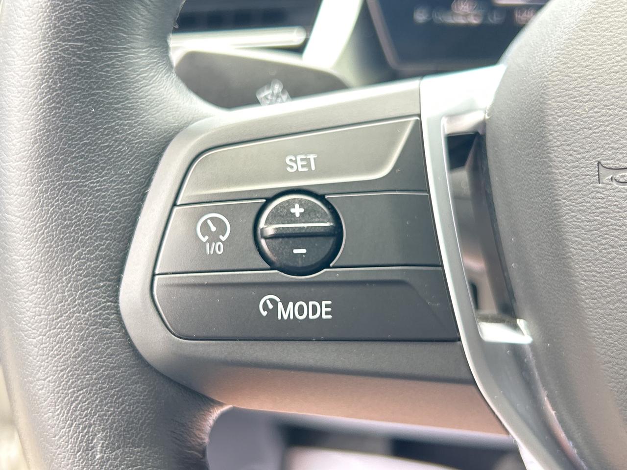 2025 BMW X2 PANOROOF,CARPLAY,ANDROID AUTO, REMOTE STARTER Photo