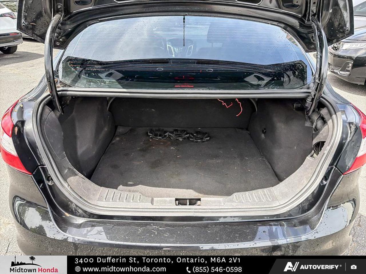 2014 Ford Focus 4DR SDN SE Photo