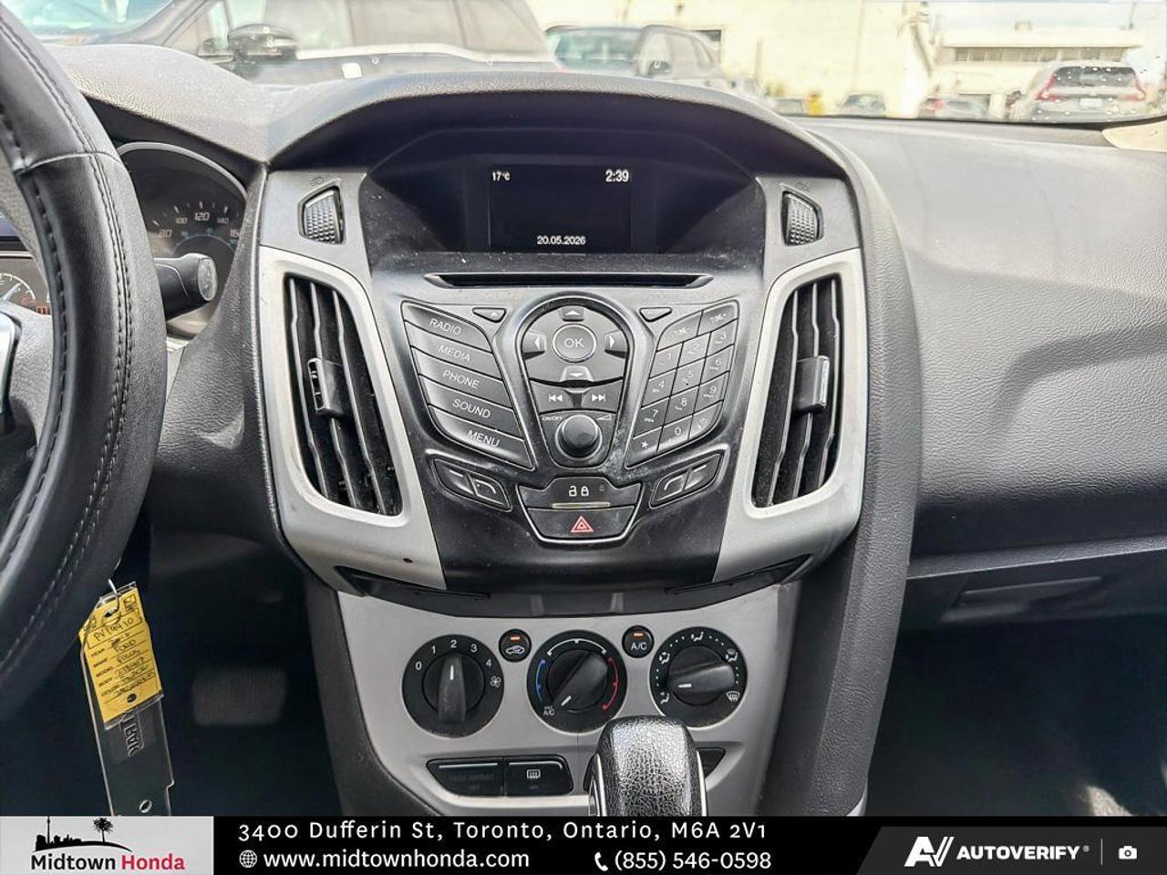 2014 Ford Focus 4DR SDN SE Photo