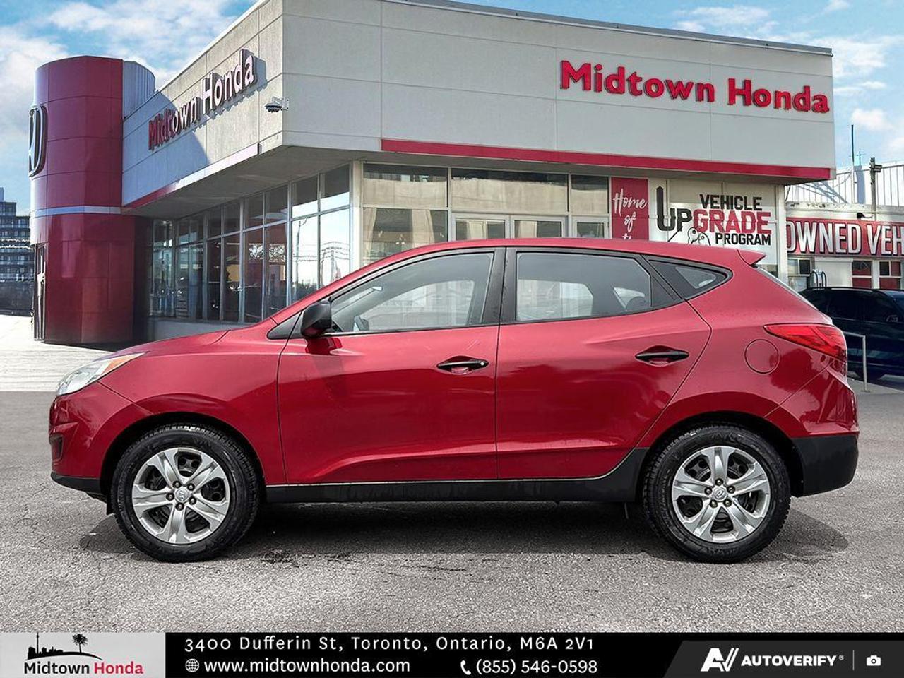 2012 Hyundai Tucson AS IS SALE   5 SPEED MANUAL   RARE Photo4