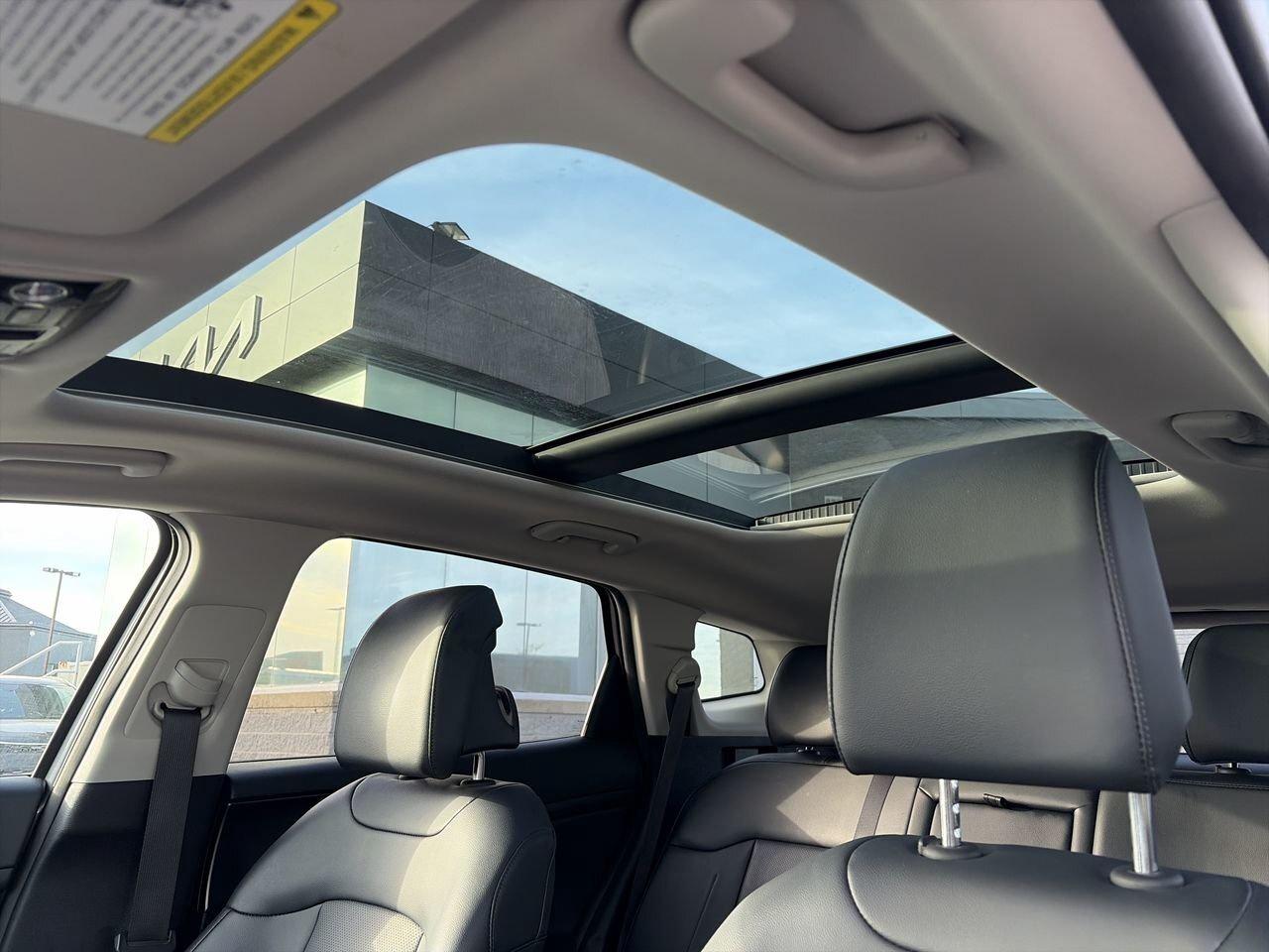 2023 Kia Sportage EX AWD Lthr Seats   Moonroof   Parking Sensors   W Photo