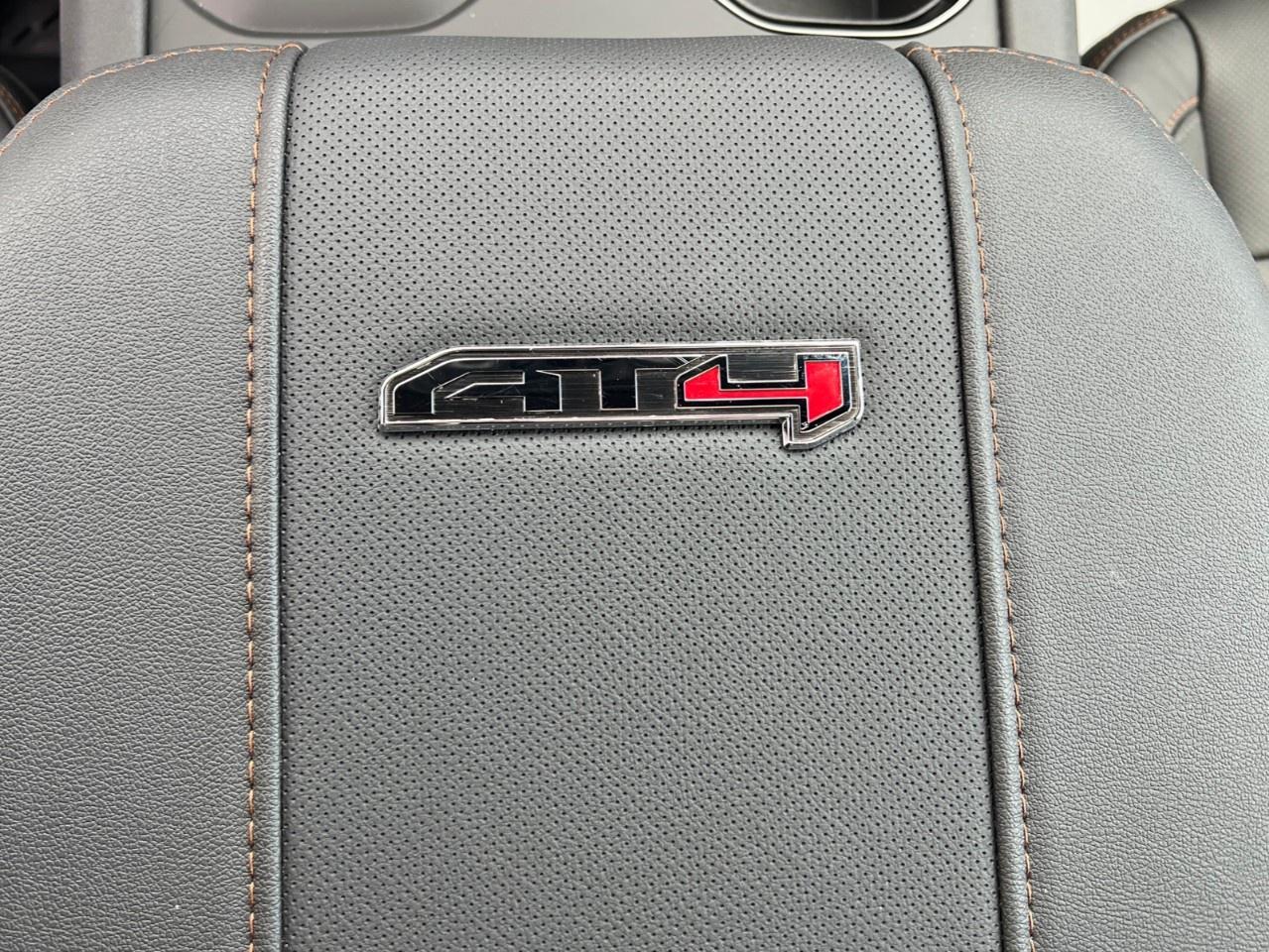 2026 GMC SIERRA 2500HD Crew Cab Standard Box 4-Wheel Drive AT4 Photo
