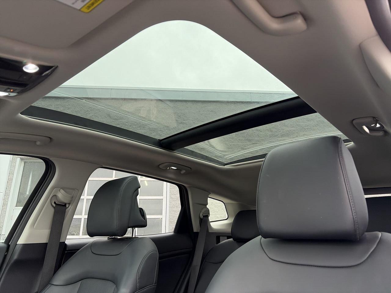 2024 Kia Sportage EX AWD Lthr Seats   Moonroof   Parking Sensors   W Photo