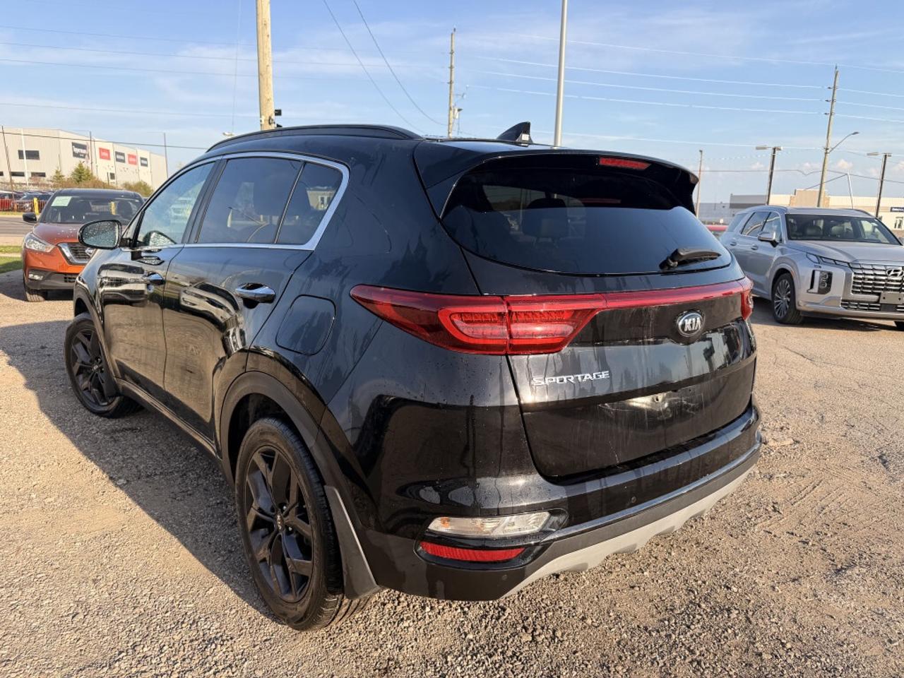 2021 Kia Sportage EX   LEATHER   SUNROOF   CAMERA   HTD SEATS Photo