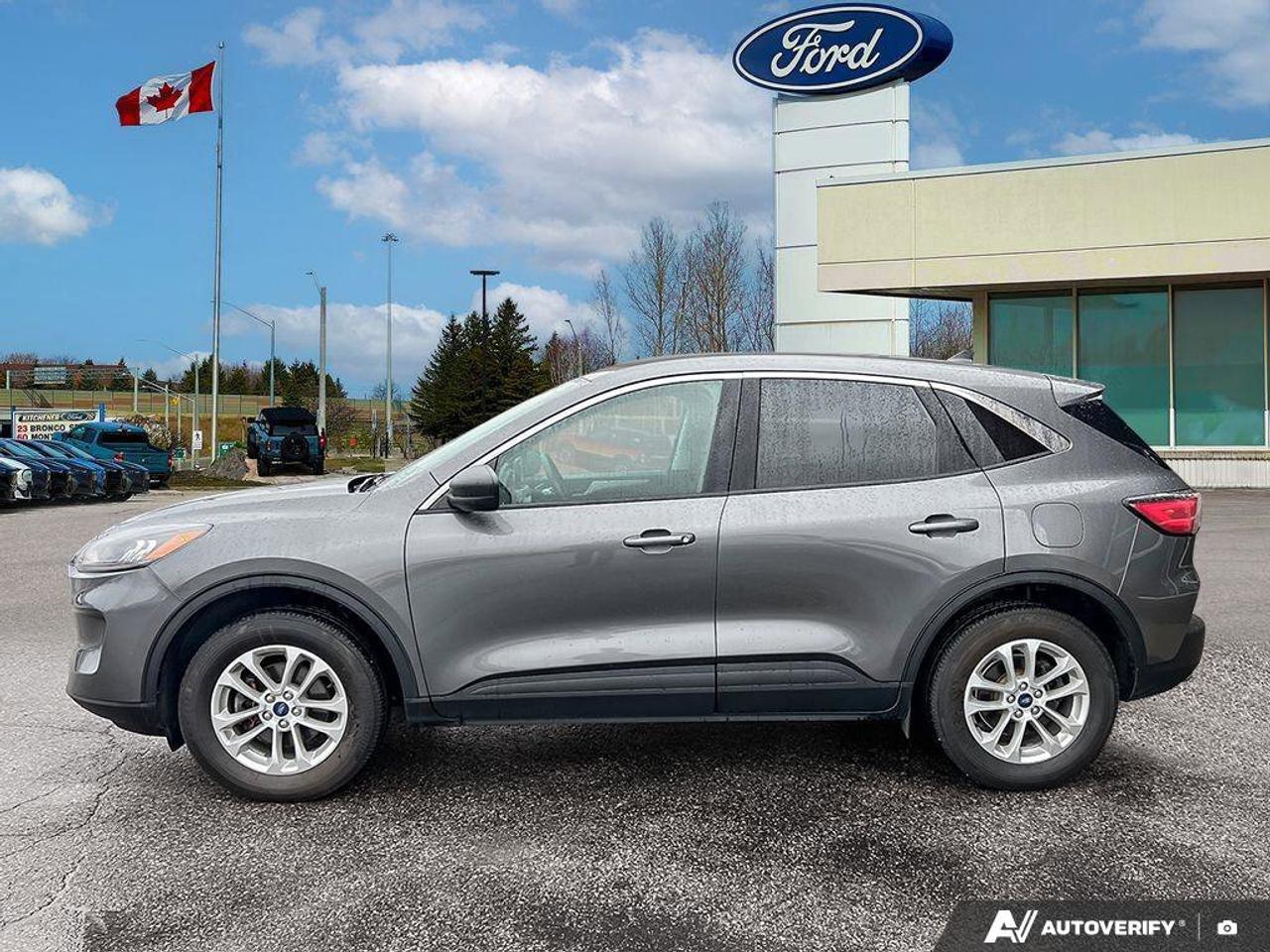 2022 Ford Escape SE   HTD STEER WHEEL   HTD FRNT SEATS Photo
