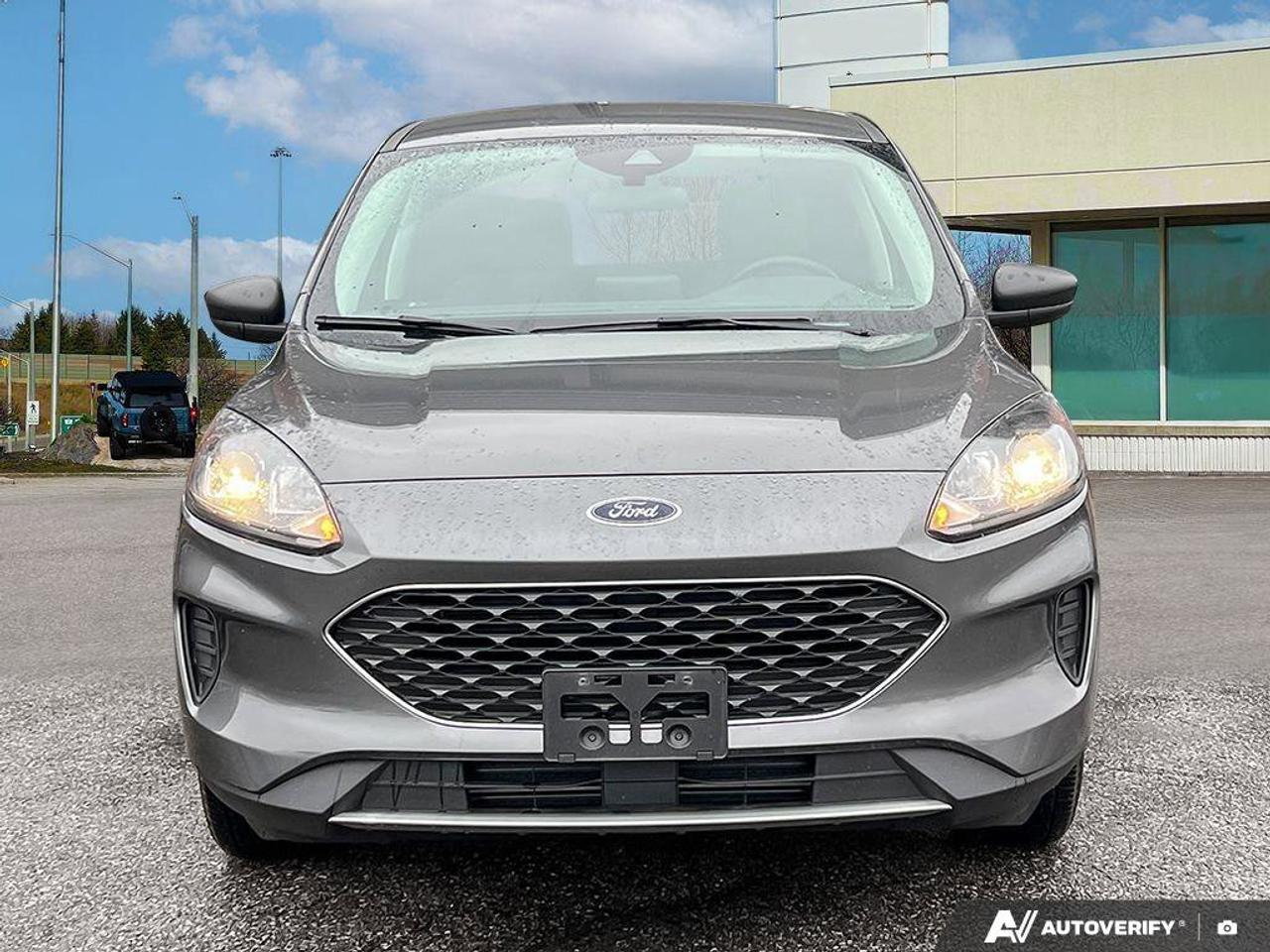 2022 Ford Escape SE   HTD STEER WHEEL   HTD FRNT SEATS Photo
