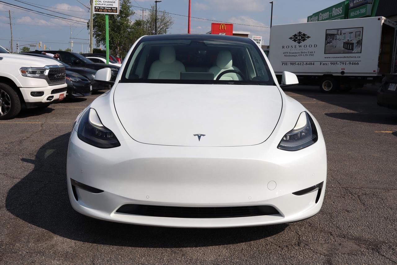 2022 Tesla Model Y PERFORMANCE Photo