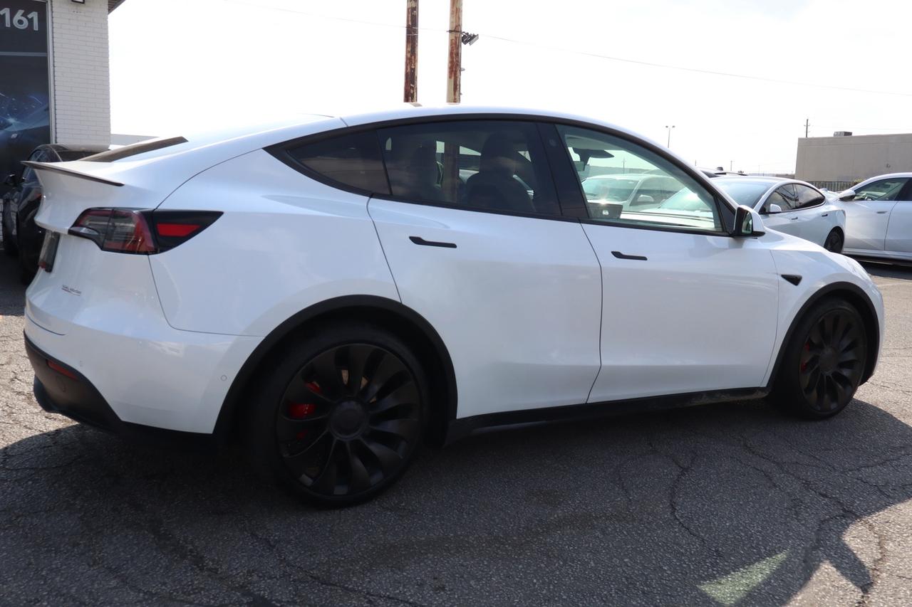 2022 Tesla Model Y PERFORMANCE Photo