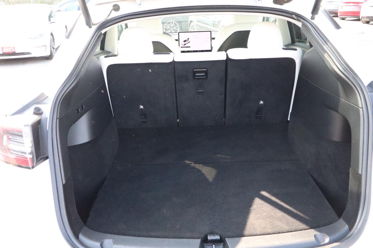 2022 Tesla Model Y PERFORMANCE Photo