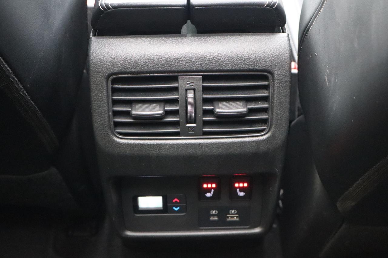 2023 Nissan Rogue Platinum AWD   No Accident   Clean Carfax Photo