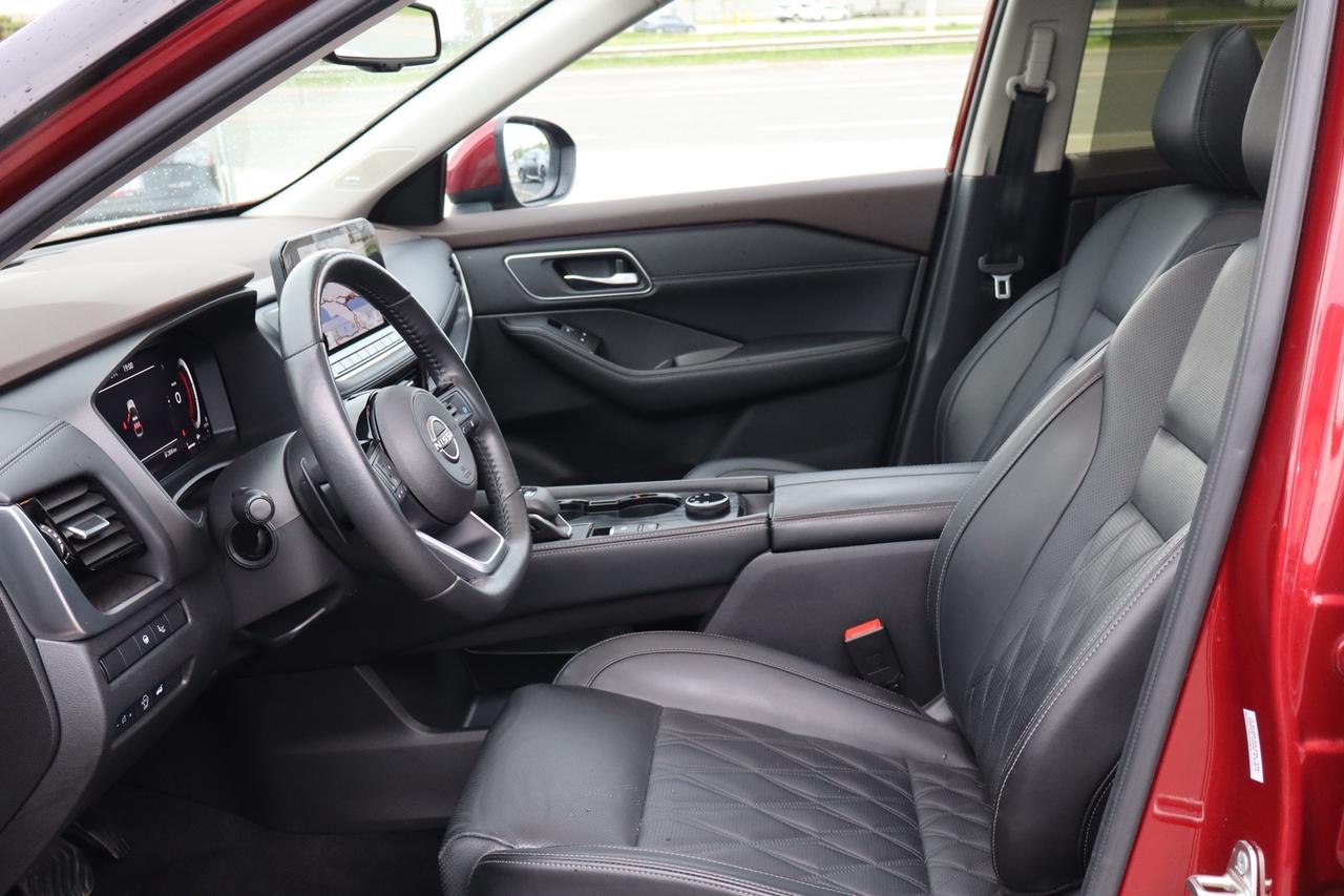 2023 Nissan Rogue Platinum AWD   No Accident   Clean Carfax Photo