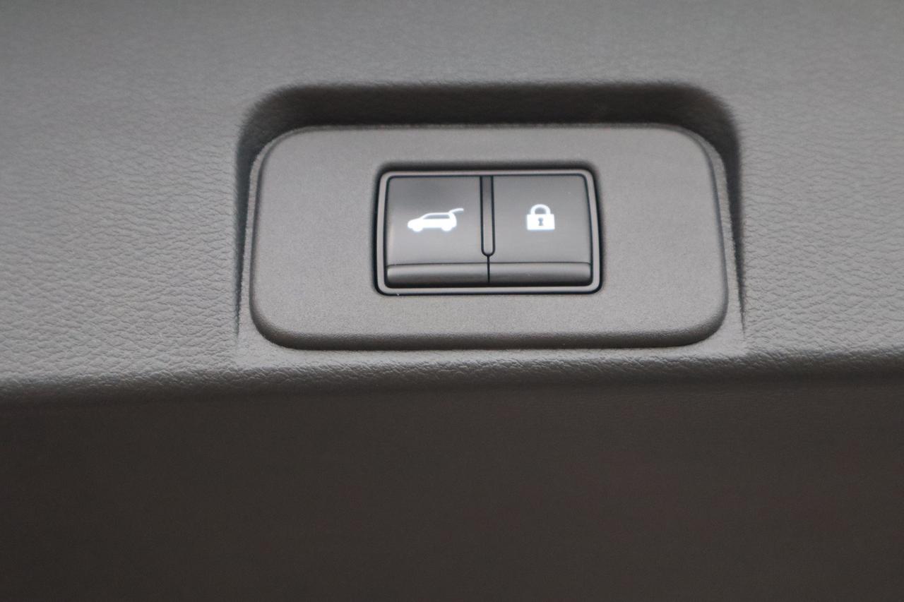 2023 Nissan Rogue Platinum AWD   No Accident   Clean Carfax Photo