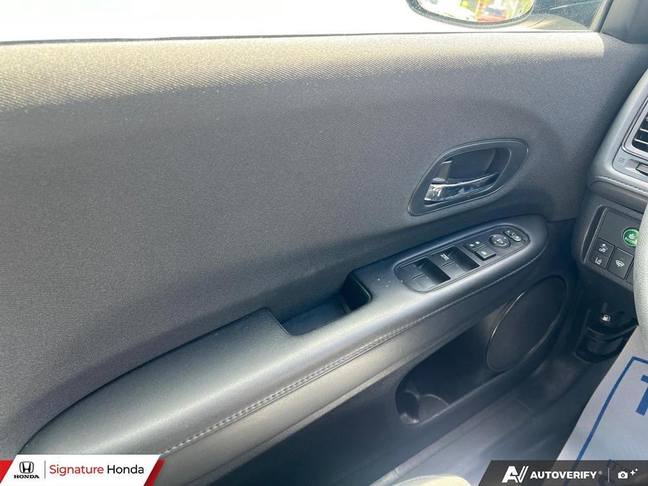 2021 Honda HR-V LX Photo