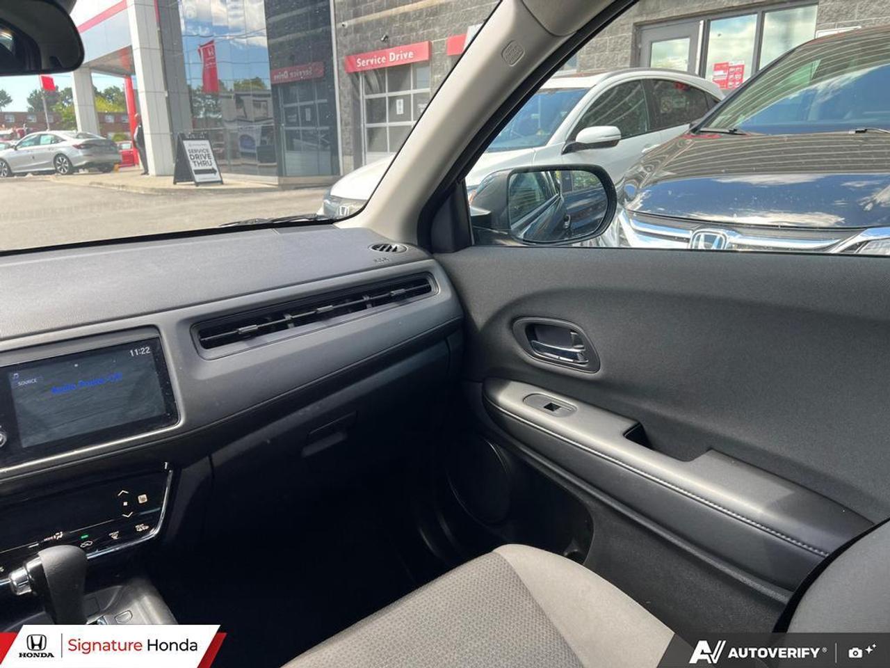 2021 Honda HR-V LX Photo