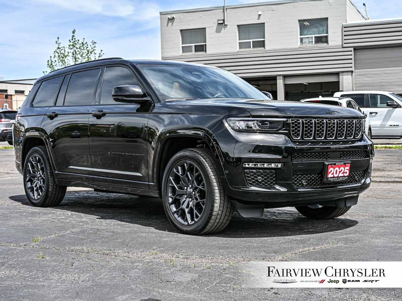 2025 Jeep Grand Cherokee L Summit HIGH ALTUTUDE   19SPK MCINTOSH   PANO ROOF Photo
