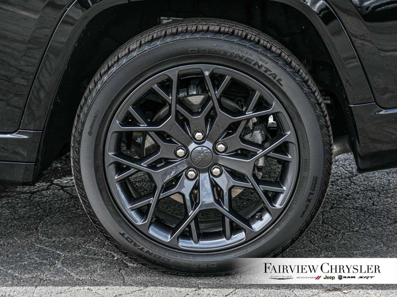 2025 Jeep Grand Cherokee Summit Reserve 4x4 HIGH ALTUTUDE   19SPK MCINTOSH   PANO ROOF   MASSAGE SEATS   HEATED SEATS   LEATHER   NAVIGATION Photo
