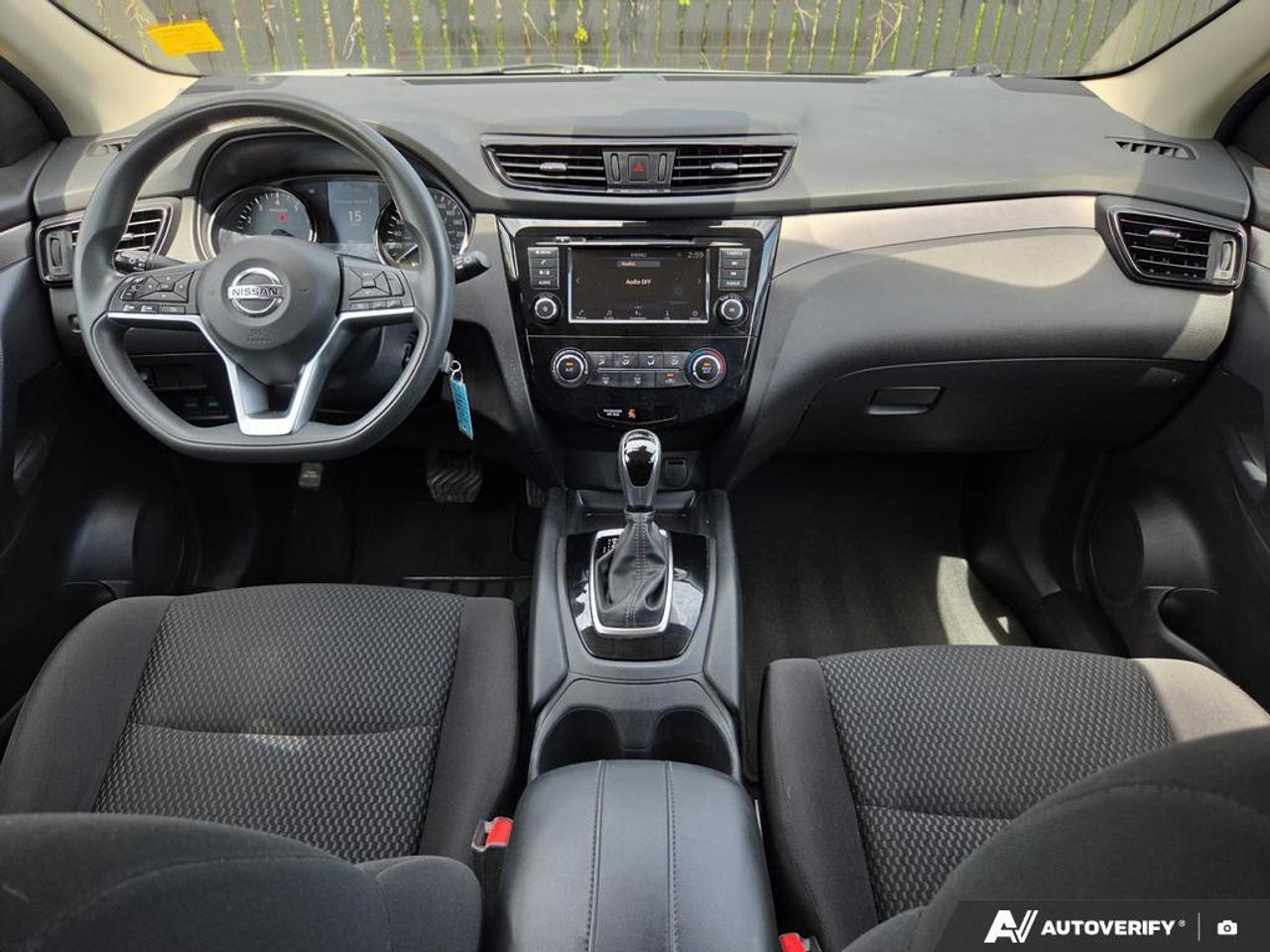 2020 Nissan Qashqai S HEATED SEATS   LANE ASSIST   SMART DEVICE INTEGR Photo
