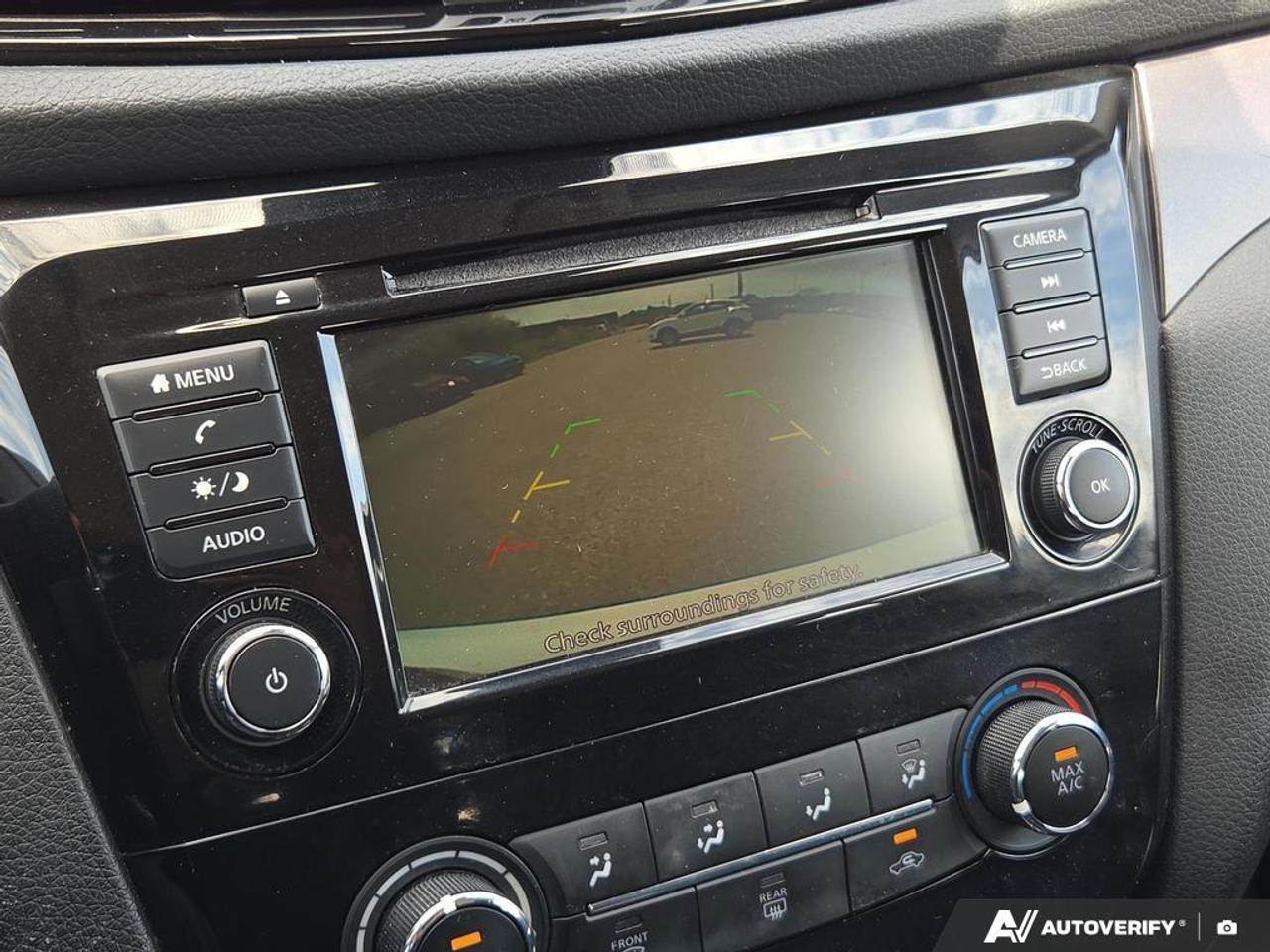 2020 Nissan Qashqai S HEATED SEATS   LANE ASSIST   SMART DEVICE INTEGR Photo