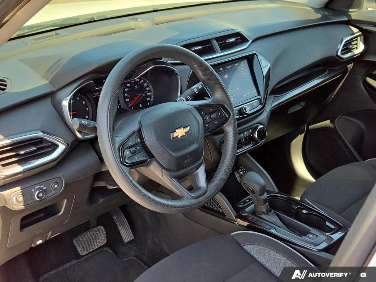 2023 Chevrolet TrailBlazer LT SMART DEVICE INTEGRATION   LANE ASSIST   REMOTE Photo