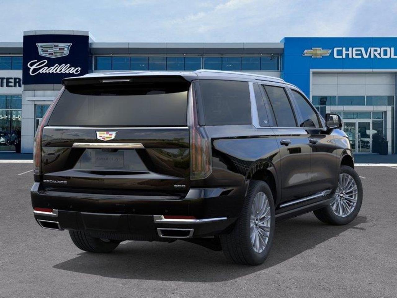 2026 Cadillac Escalade ESV Luxury 4dr 4x4 Photo3
