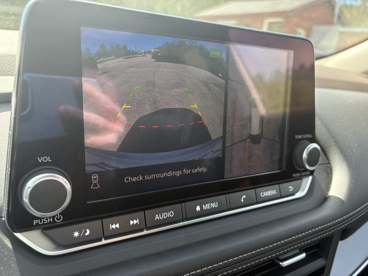 2023 Nissan Rogue SV MOONROOF Photo