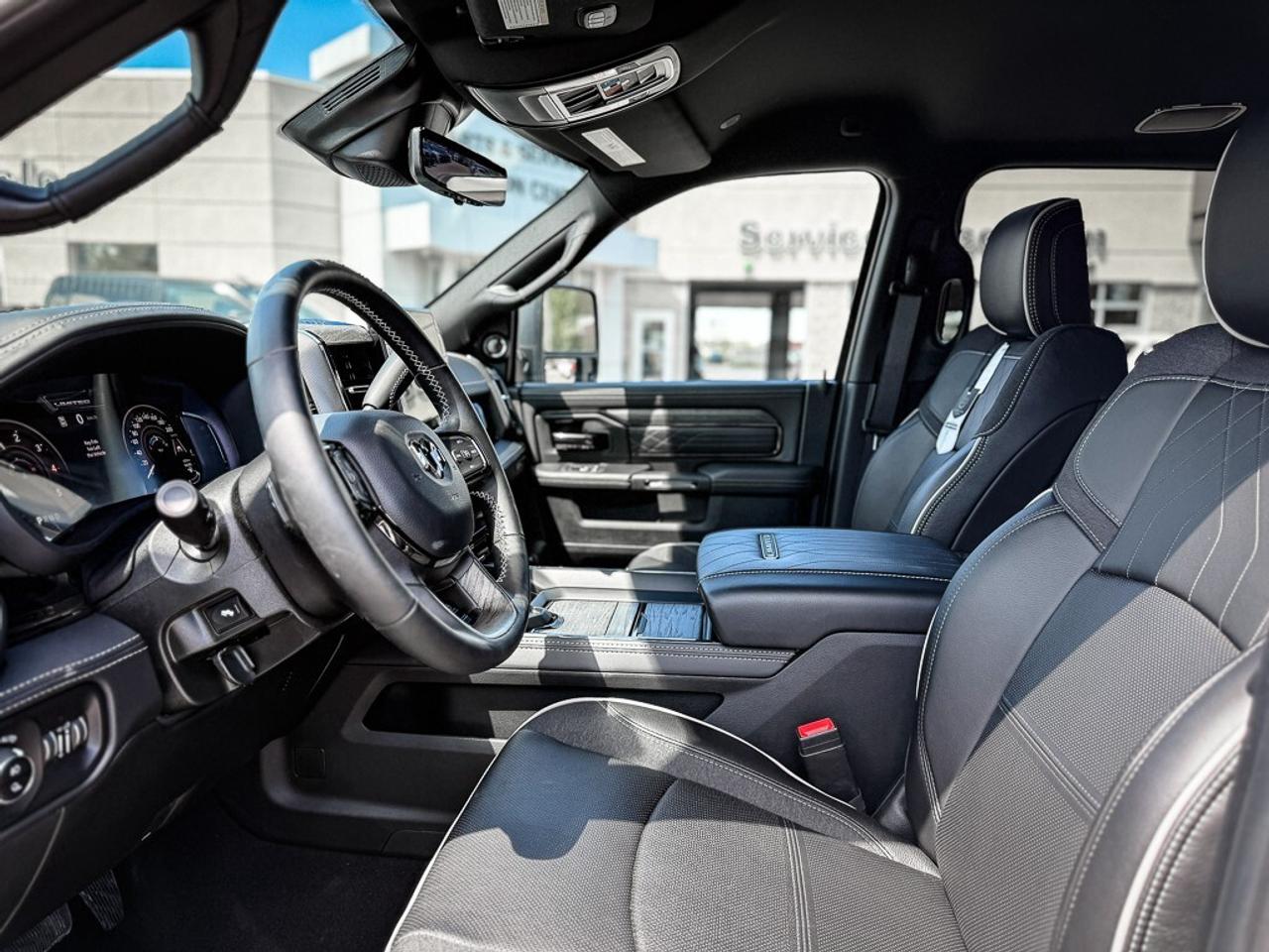 2025 RAM 3500 Limited   CREW   CUMMINS   LEVEL 1   5TH WHEEL PRE Photo
