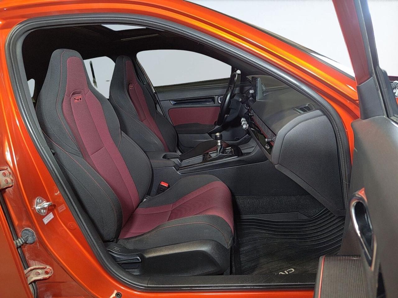 2022 Honda Civic Si Manual  Clean Carfax   Carplay   Heated Steerin Photo
