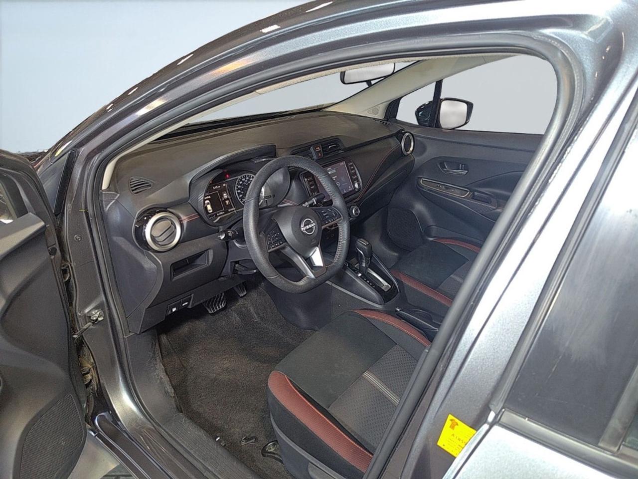 2024 Nissan Versa SR Edition   Low KMs   Heated Seats   Remote Start Photo