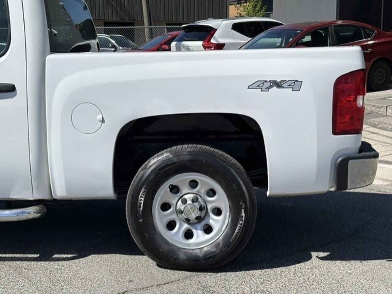 2013 Chevrolet Silverado 1500 4WD CREW CAB **1 GOVT OWNER-4.8L V8-CERTIFIED** Photo