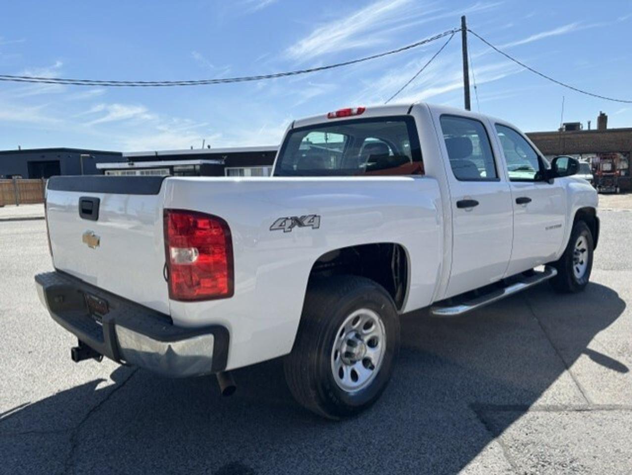 2013 Chevrolet Silverado 1500 4WD CREW CAB **1 GOVT OWNER-4.8L V8-CERTIFIED** Photo