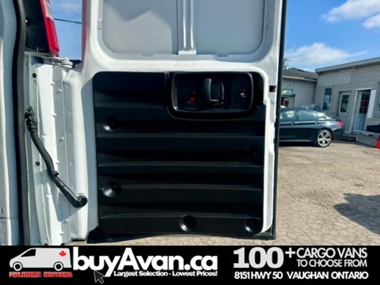 2021 GMC Savana Cargo Van Savana 2500 6.6L V8 Photo