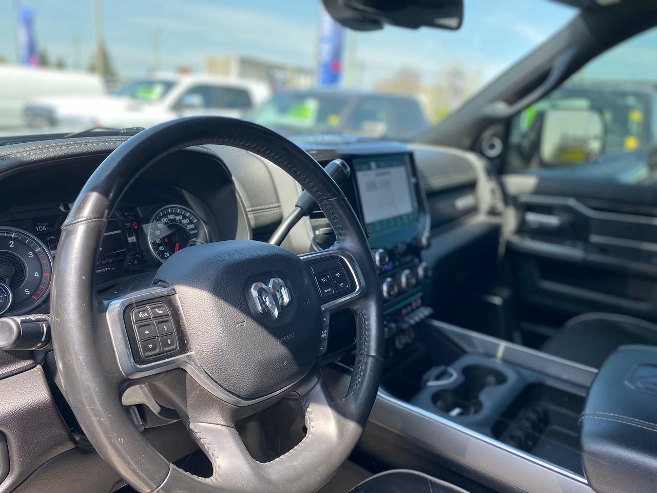2022 RAM 2500 Laramie Crew Cab 4x4 ~Nav ~Cam ~Leather ~CarPlay Photo