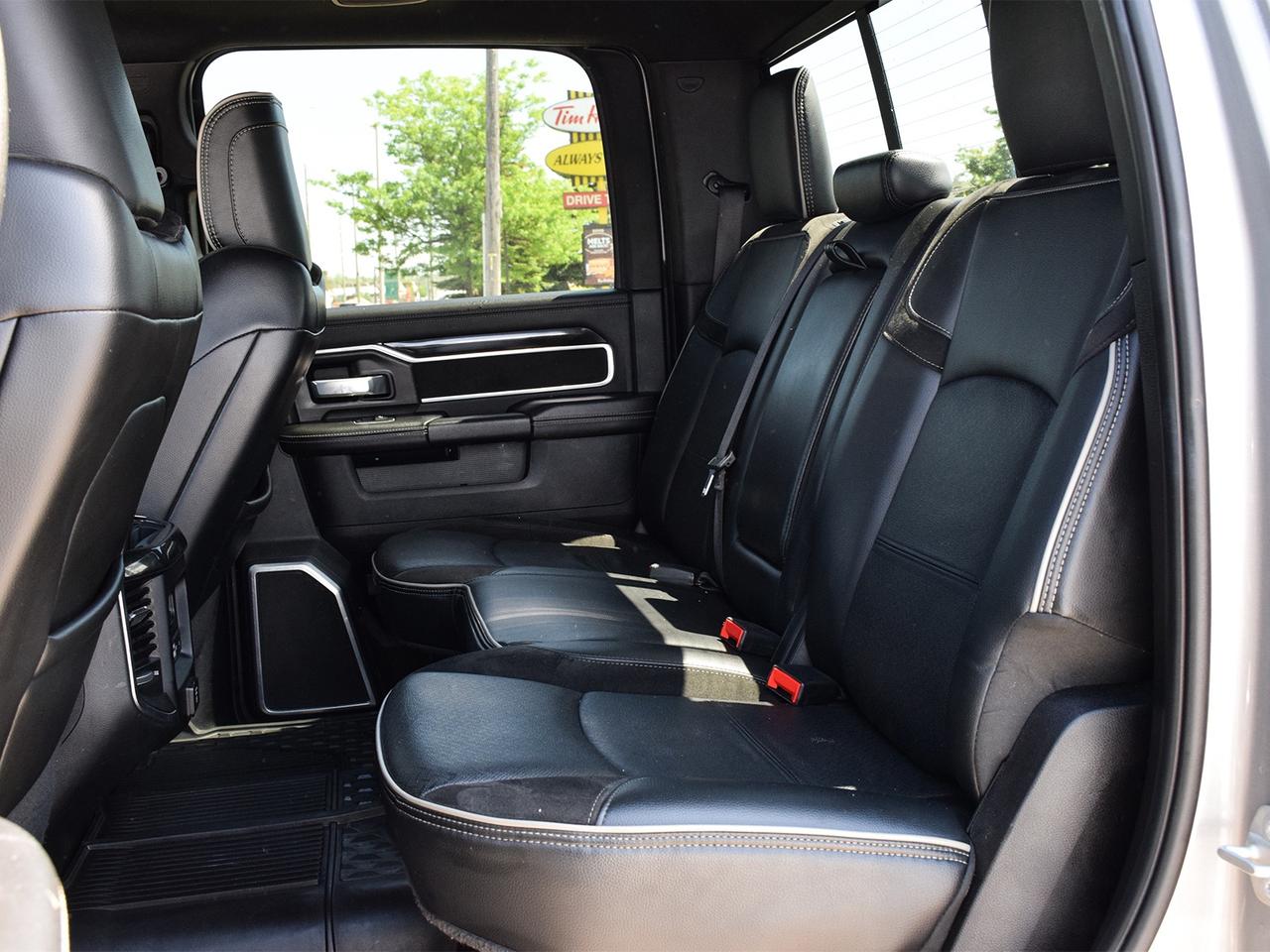 2022 RAM 2500 Laramie Crew Cab 4x4 ~Nav ~Cam ~Leather ~CarPlay Photo