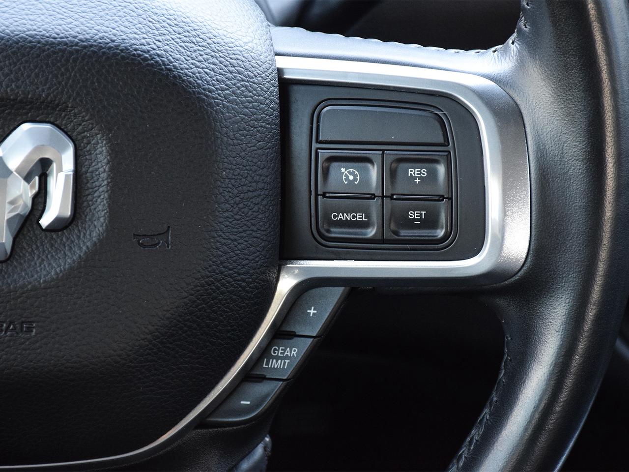 2022 RAM 2500 Laramie Crew Cab 4x4 ~Nav ~Cam ~Leather ~CarPlay Photo