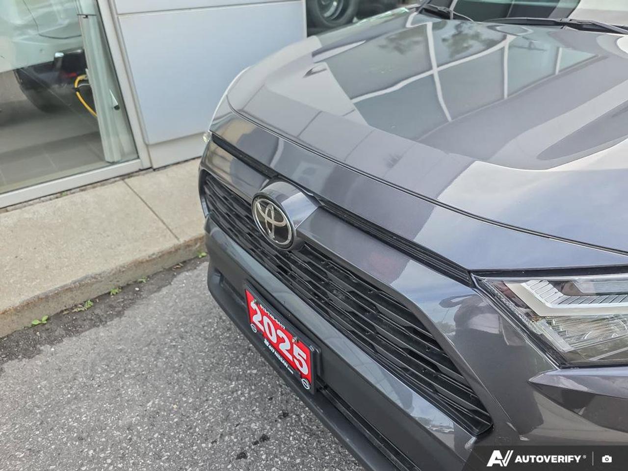 2025 Toyota RAV4 XLE AWD | Android Auto | Apple Car Play | Heated Seats | Photo