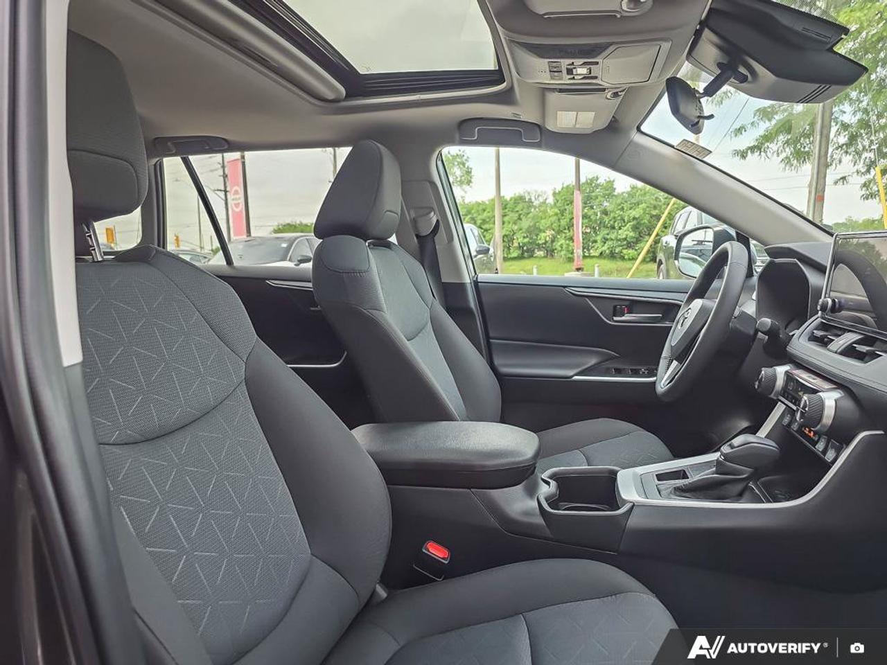 2025 Toyota RAV4 XLE AWD | Android Auto | Apple Car Play | Heated Seats | Photo