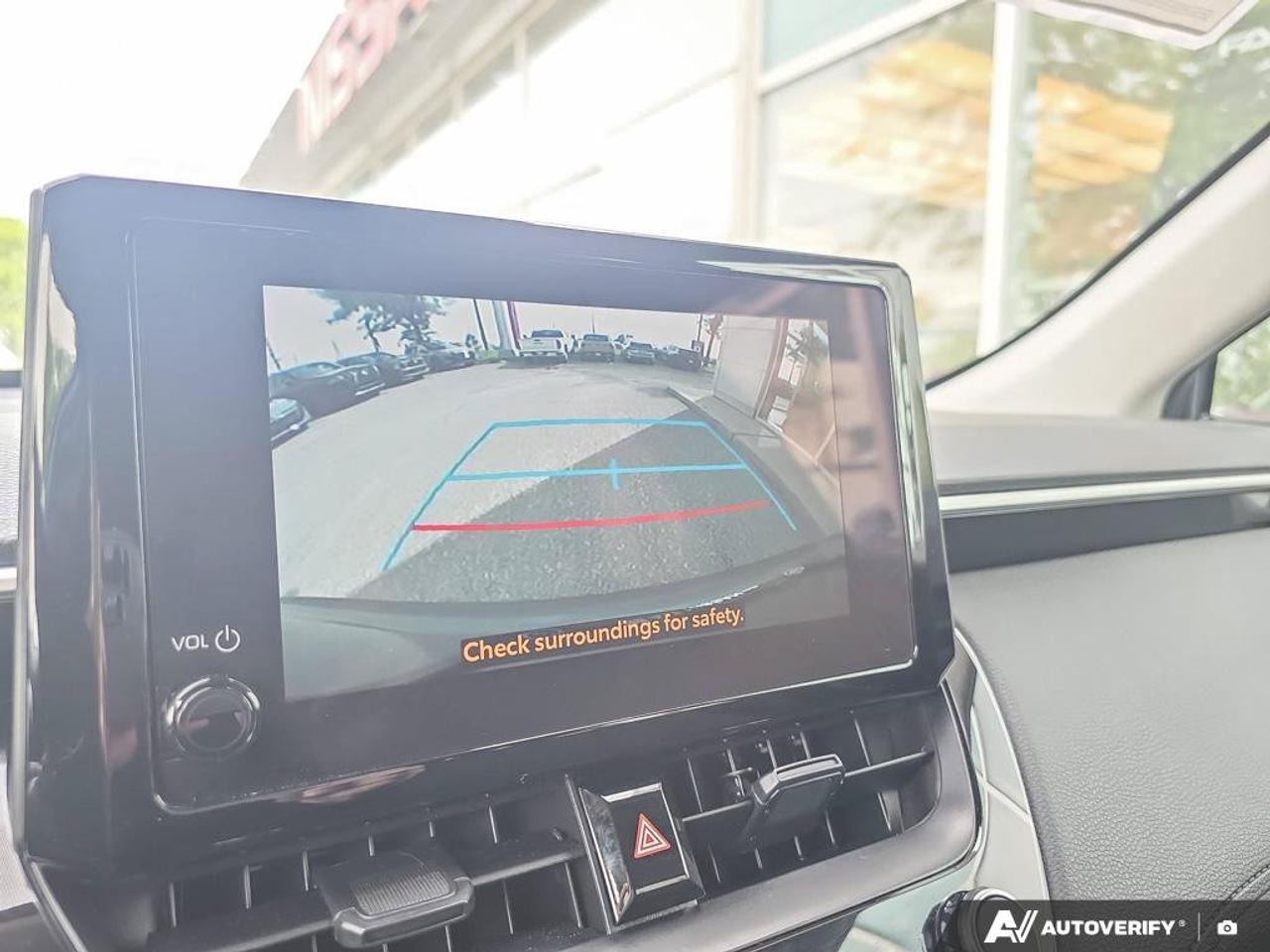 2025 Toyota Corolla Cross LE AWD | Apple Car Play | Heated Seats | Photo