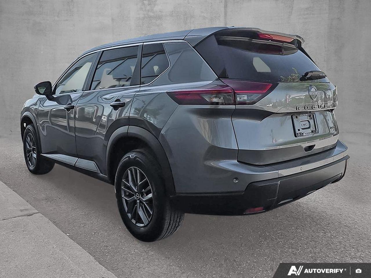 2025 Nissan Rogue S Photo