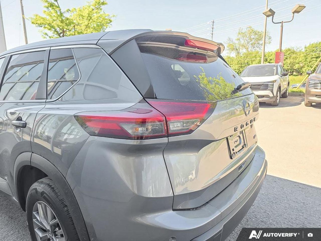 2025 Nissan Rogue S Photo
