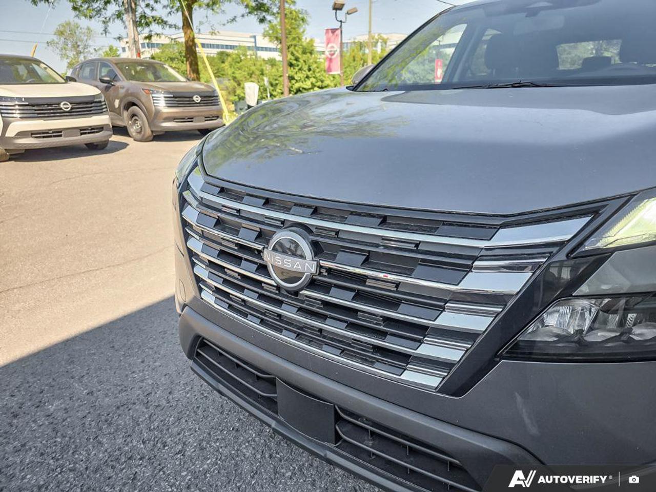 2025 Nissan Rogue S Photo