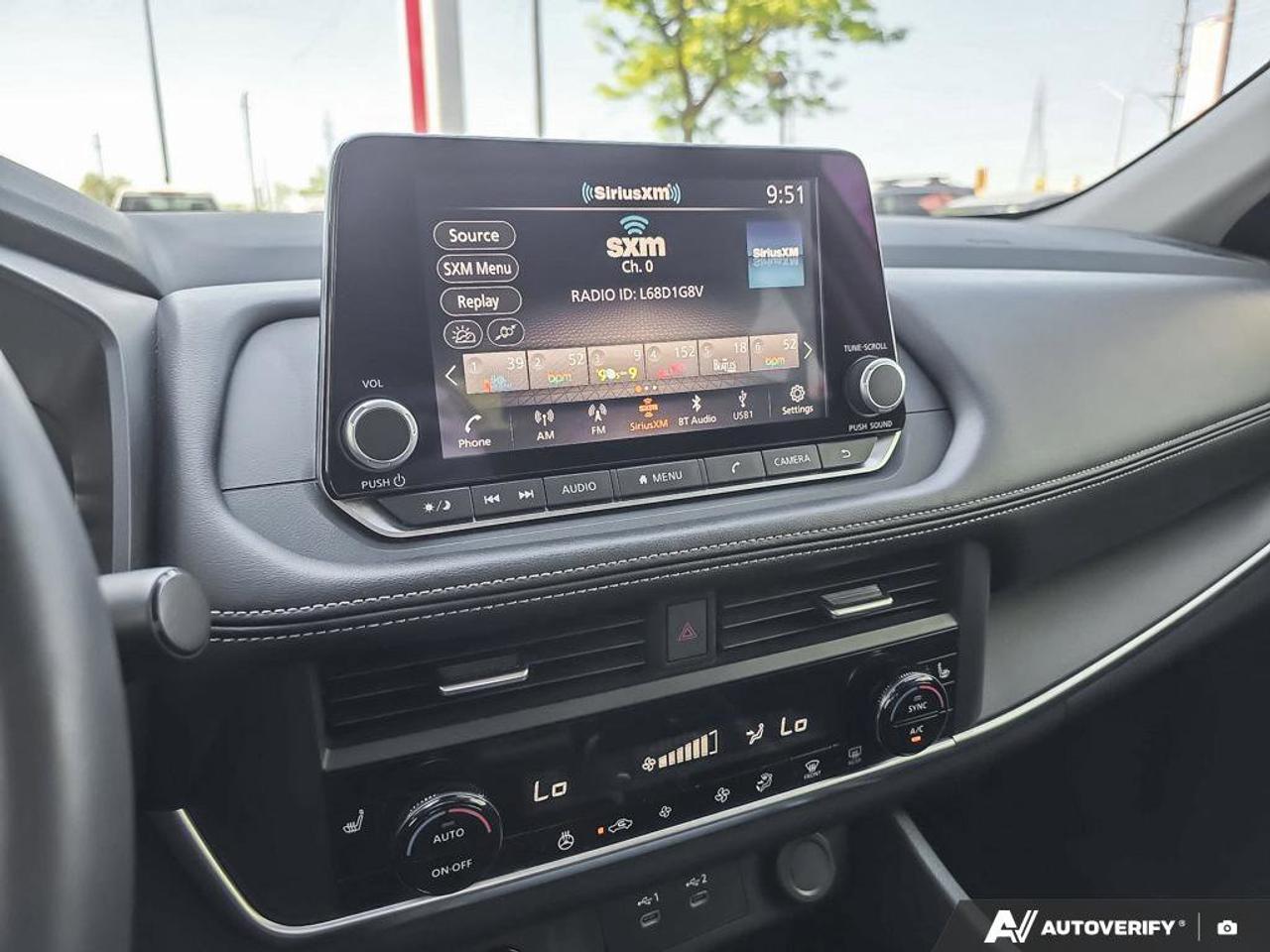 2025 Nissan Rogue S Photo