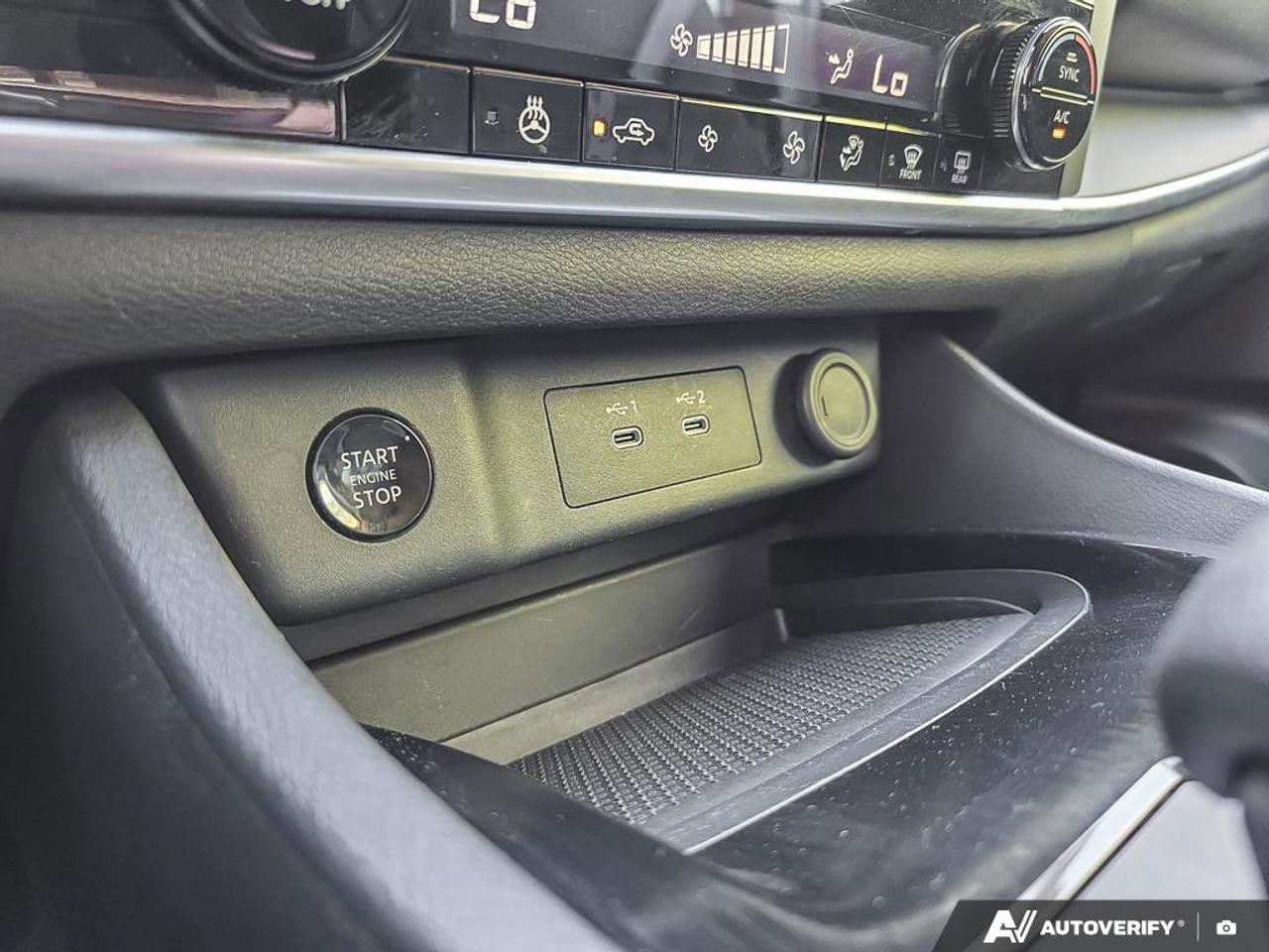 2025 Nissan Rogue S Photo