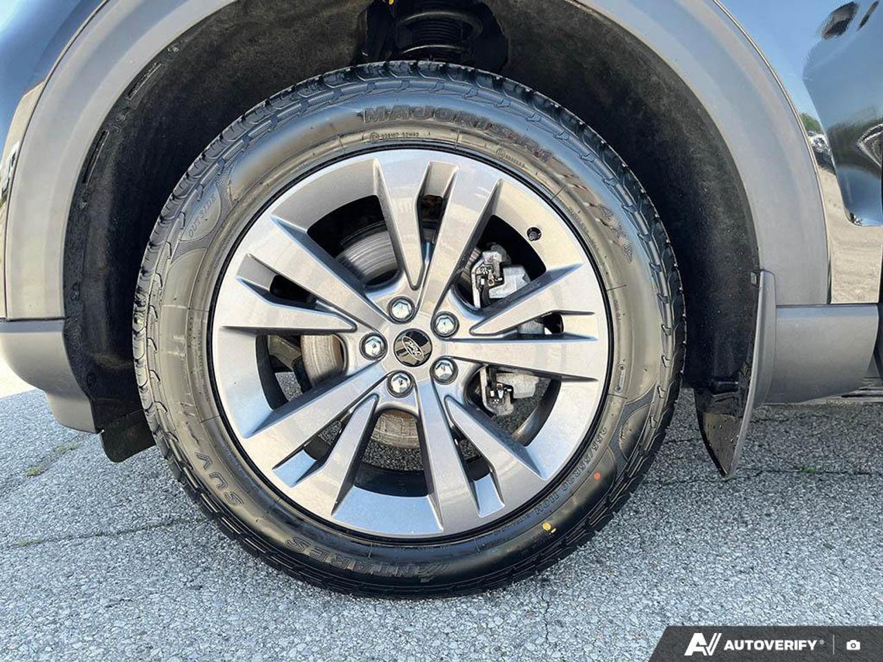 2022 Ford Explorer XLT | Sunroof | Heated Seats & Steering Wheel | Blind-Spot | Adaptive Cruise | Pre-Collision Braking Photo