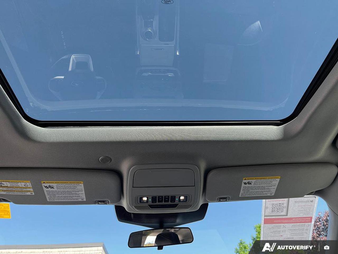 2022 Ford Explorer XLT | Sunroof | Heated Seats & Steering Wheel | Blind-Spot | Adaptive Cruise | Pre-Collision Braking Photo