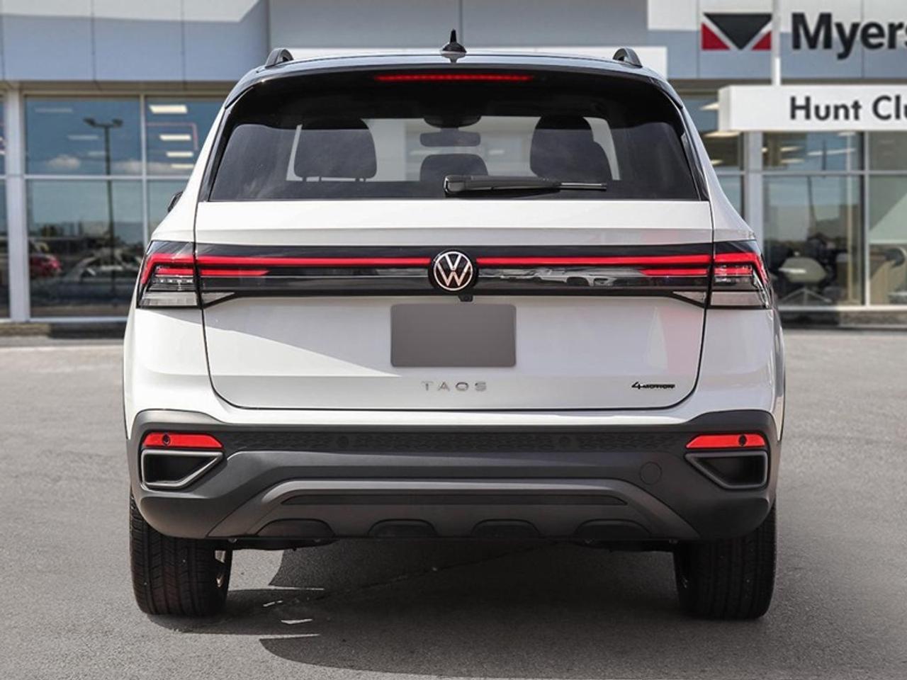 2026 Volkswagen Taos Comfortline Black Edition Photo