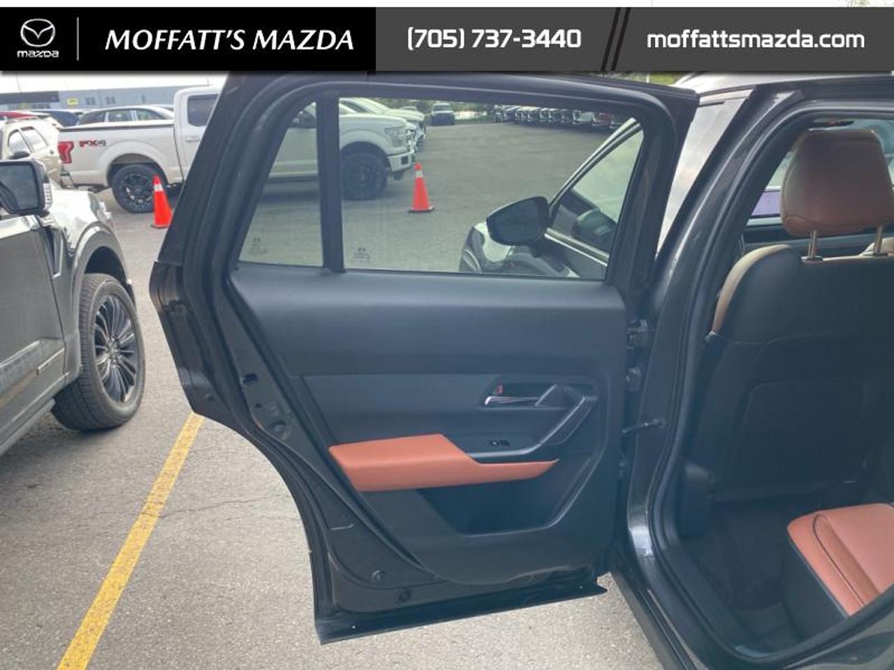 2024 Mazda CX-50 GT Photo