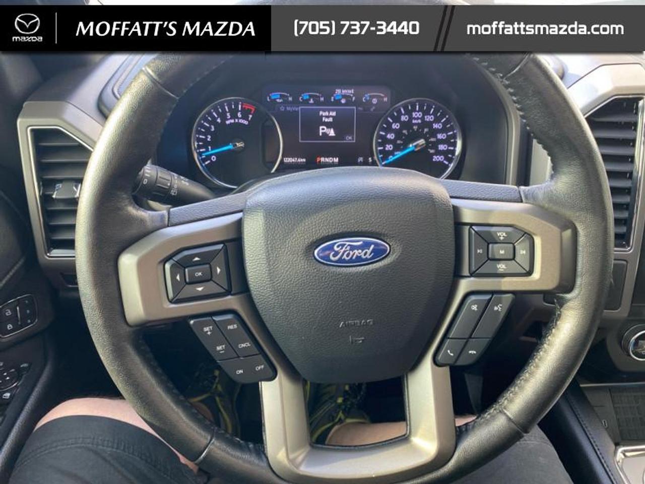 2020 Ford Expedition XLT Photo
